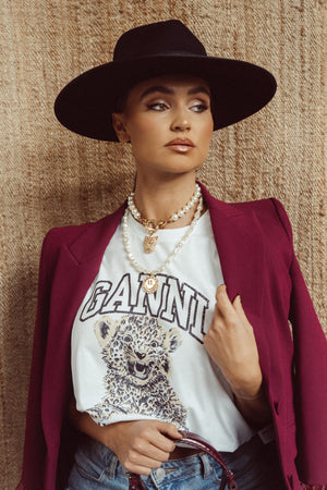 Dreamy Pearl Necklace - Jaguar