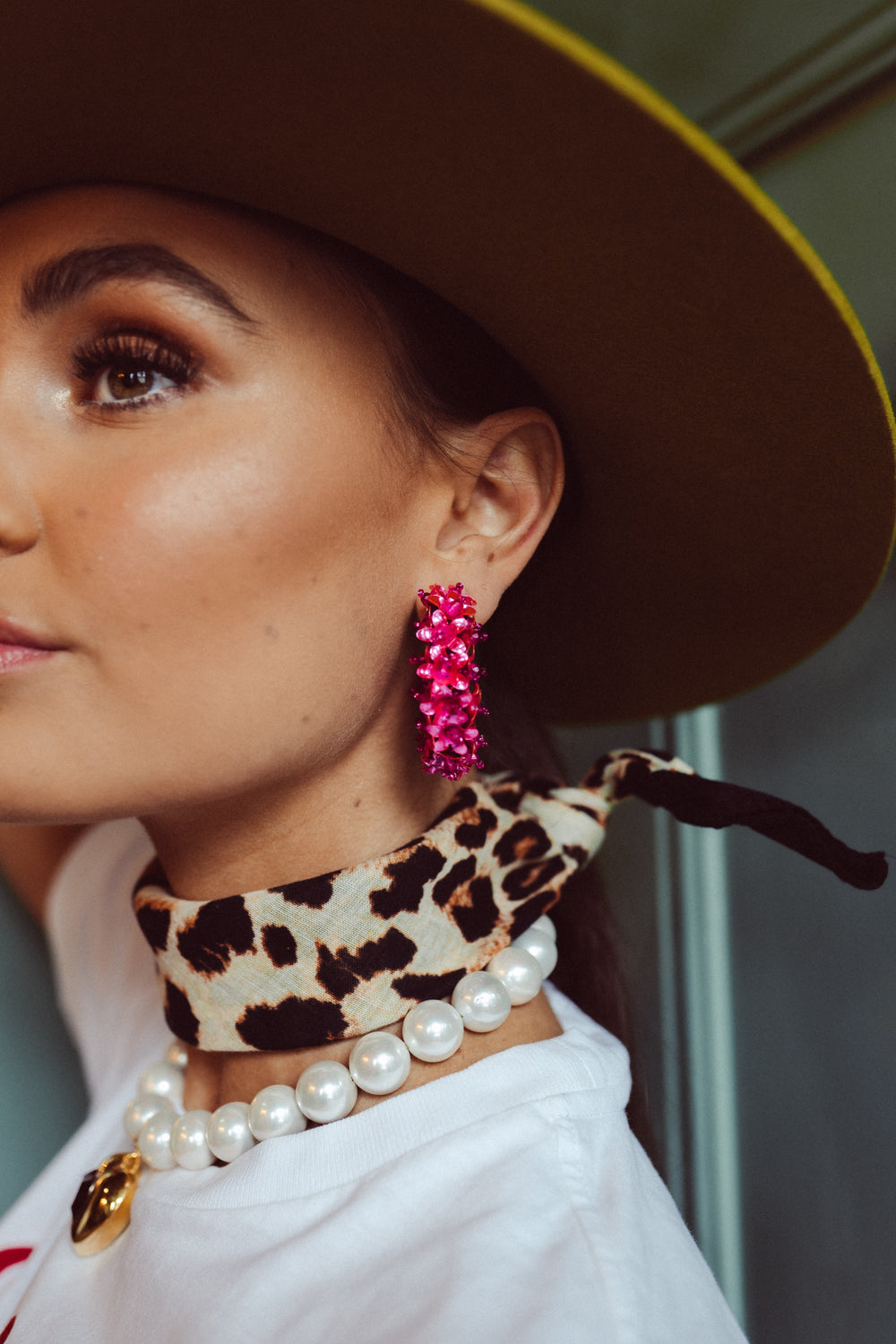 Flower Hoops Small - Fuchsia