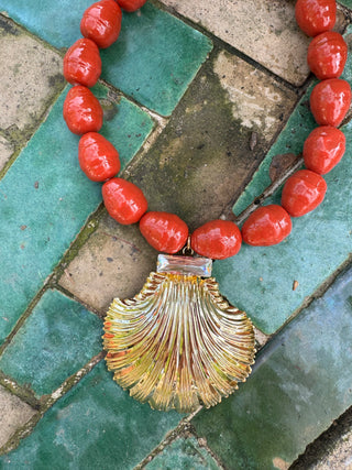 Necklace Shelltastic